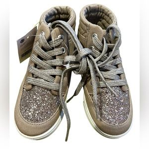 NWT High Top Glitter Sneakers by Oshkosh Toddler Girls Sz 10